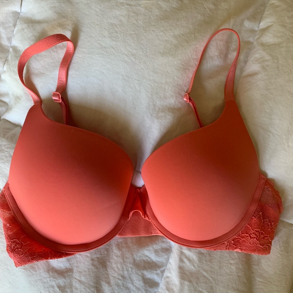 Victoria’s Secret bra